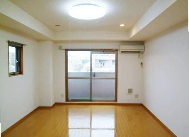 �y���ԁE���r���O�z�@