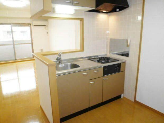 �y�L�b�`���z�@