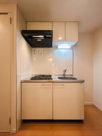 �y�L�b�`���z�@