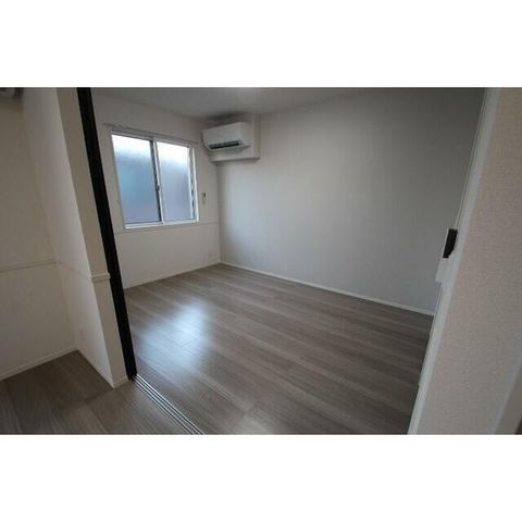 �y���ԁE���r���O�z�@