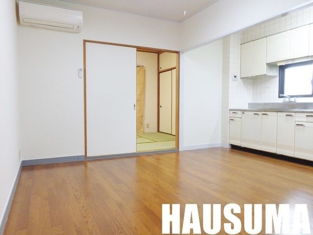 �y���ԁE���r���O�z�@����