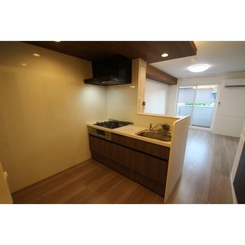 �y�L�b�`���z�@