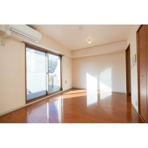 �y���ԁE���r���O�z�@