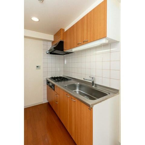 �y�L�b�`���z�@