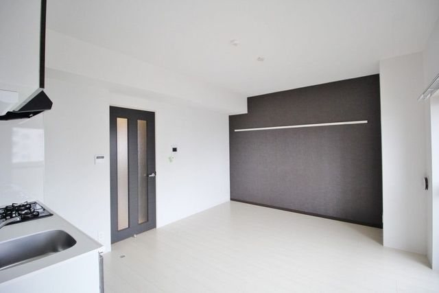 �y���ԁE���r���O�z�@