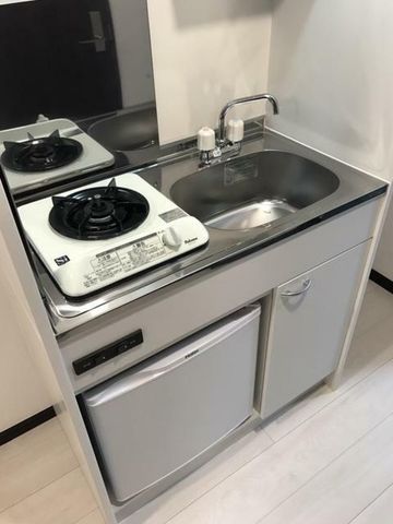 �y���̑��ݔ��z�@�L�b�`��