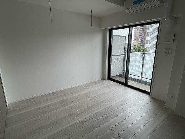 �y���ԁE���r���O�z�@