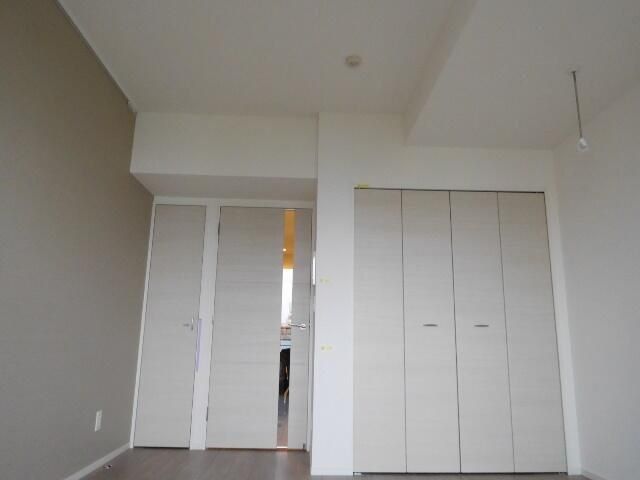 �y���̑��ݔ��z�@