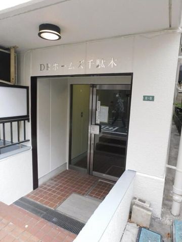 �y�G���g�����X�z�@