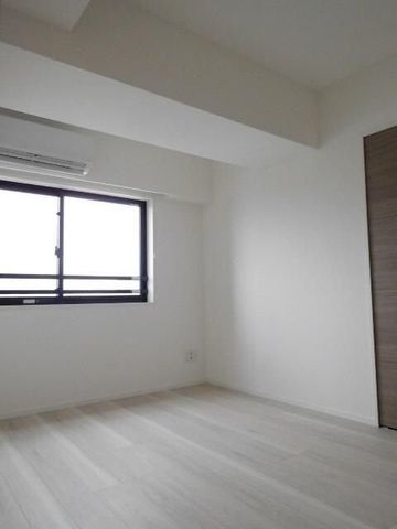 �y���̑������E�X�y�[�X�z�@