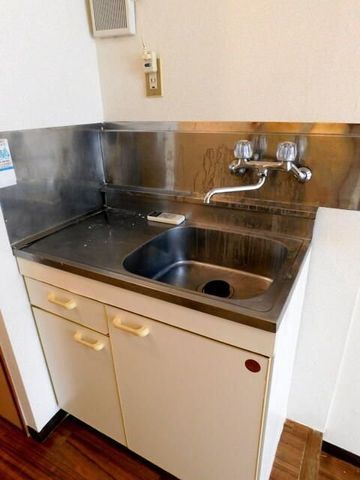 �y�L�b�`���z�@