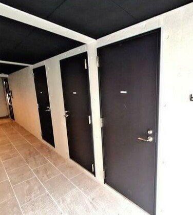 �y�G���g�����X�z�@