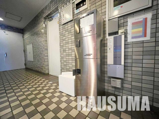 �y���̑��z�@�G���g�����X