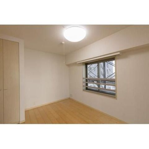 �y���ԁE���r���O�z�@