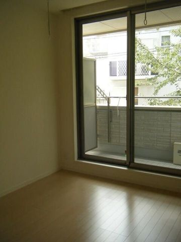 �y�o���R�j�[�z�@