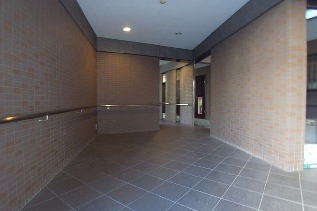 �y�G���g�����X�z�@