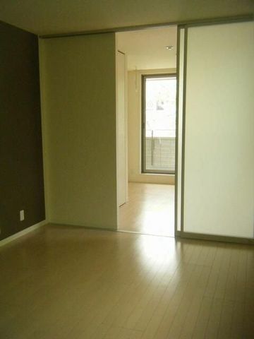 �y���̑������E�X�y�[�X�z�@