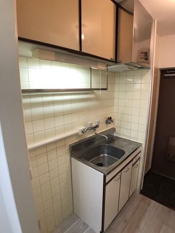 �y�L�b�`���z�@