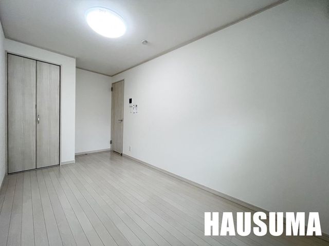 �y���ԁE���r���O�z�@