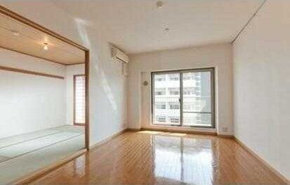 �y���ԁE���r���O�z�@���������Q�Ǝʐ^��