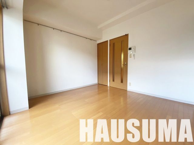 �y���ԁE���r���O�z�@