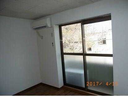 �y���ԁE���r���O�z�@