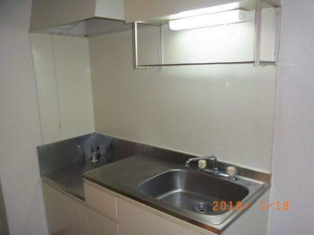 �y�L�b�`���z�@