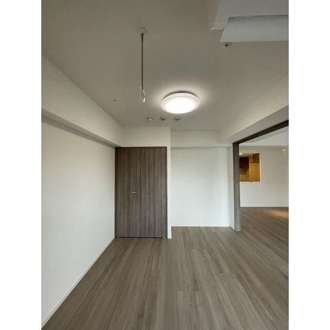 �y���̑��ݔ��z�@