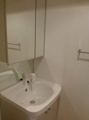 �y���ʏ��z�@�Ɨ����ʑ�