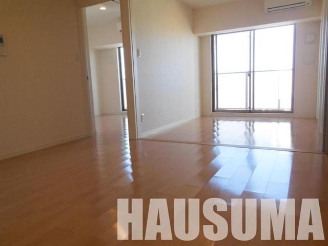 �y���ԁE���r���O�z�@