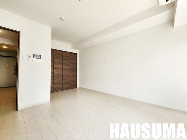 �y���ԁE���r���O�z�@