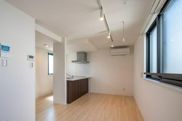 �y���̑������E�X�y�[�X�z�@