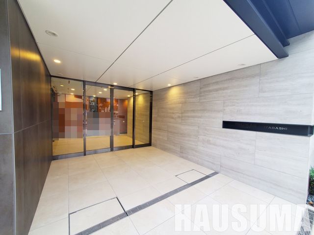 �y�G���g�����X�z�@�G���g�����X