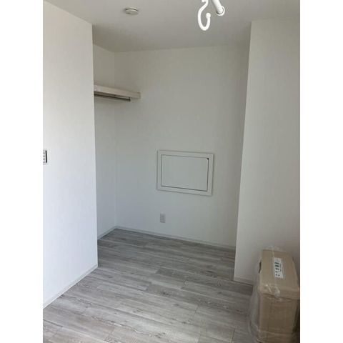 �y���ԁE���r���O�z�@