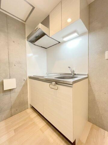 �y�L�b�`���z�@