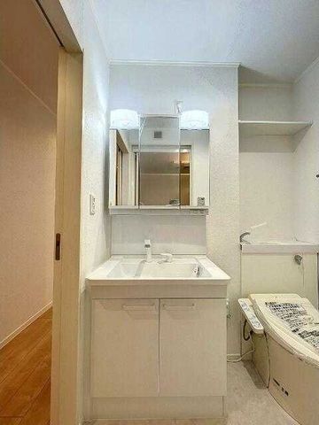 �y���ʏ��z�@