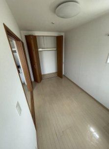 �y���̑��ݔ��z�@���r���O/����
