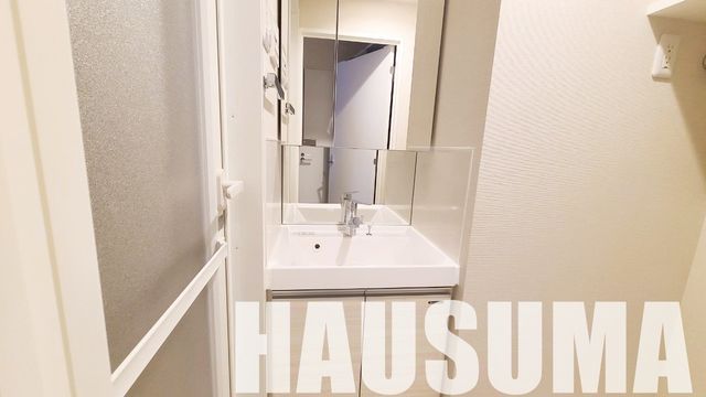 �y���ʏ��z�@�ݔ�