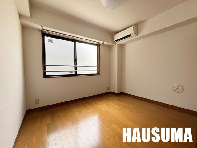 �y���ԁE���r���O�z�@