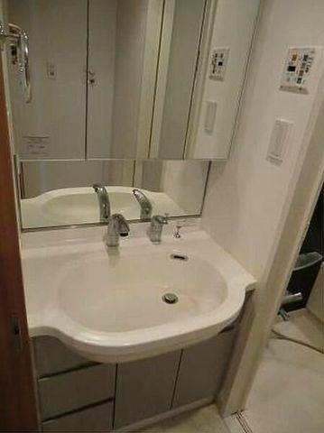 �y���ʏ��z�@