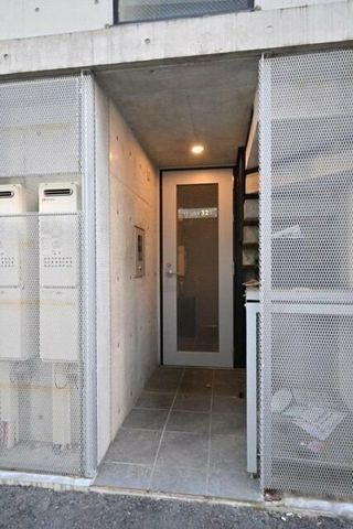 �y�G���g�����X�z�@