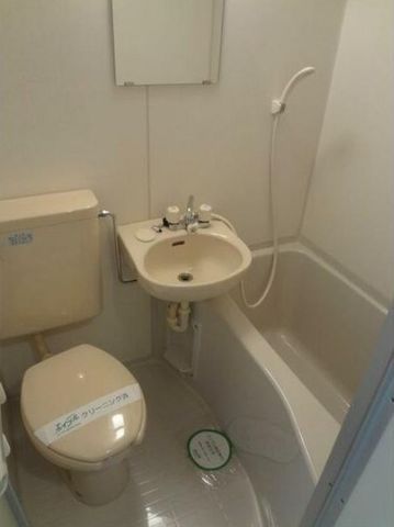 �y���ʏ��z�@�g�C��