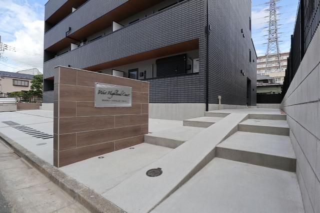 �y�G���g�����X�z�@