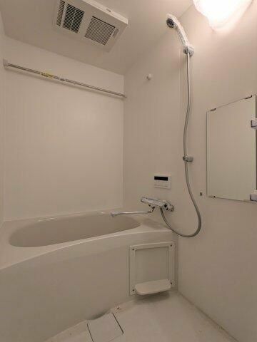 �y�G���g�����X�z�@�O��