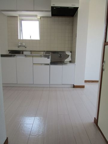 �y�L�b�`���z�@