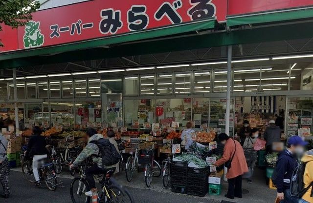 �y���Ӂz�@�X�[�p�[�݂�ׂ鐼�����X �k��5���B 330m