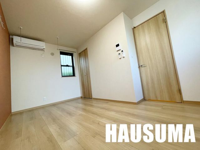 �y���̑������E�X�y�[�X�z�@���r���O/����