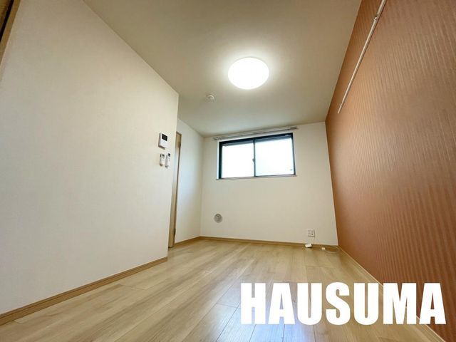 �y���ԁE���r���O�z�@���r���O/����