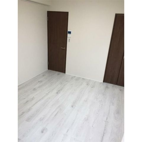�y���ԁE���r���O�z�@
