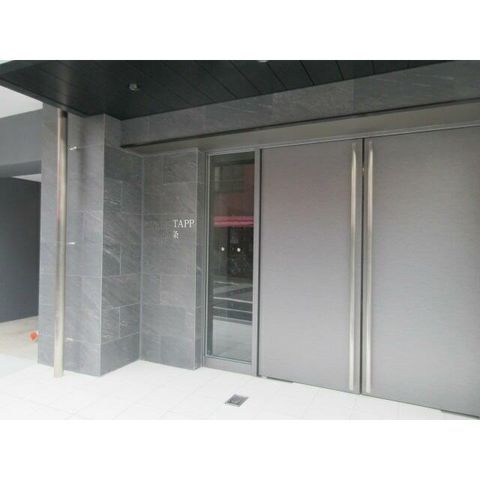 �y�G���g�����X�z�@